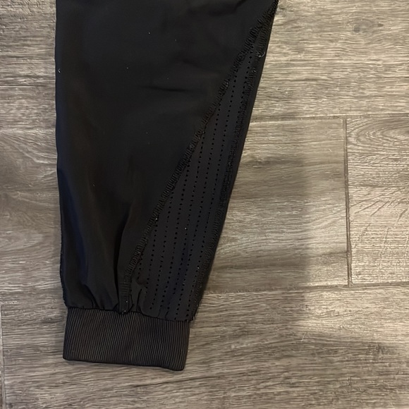 Lightweight black joggers - Picture 4 of 4